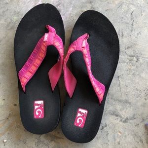 Women’s flip flops